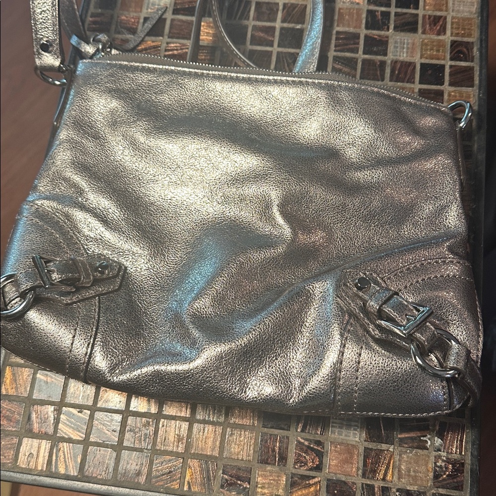 NWOT Michael Kors Metallic Silver Crossbody Bag - Picture 3 of 9